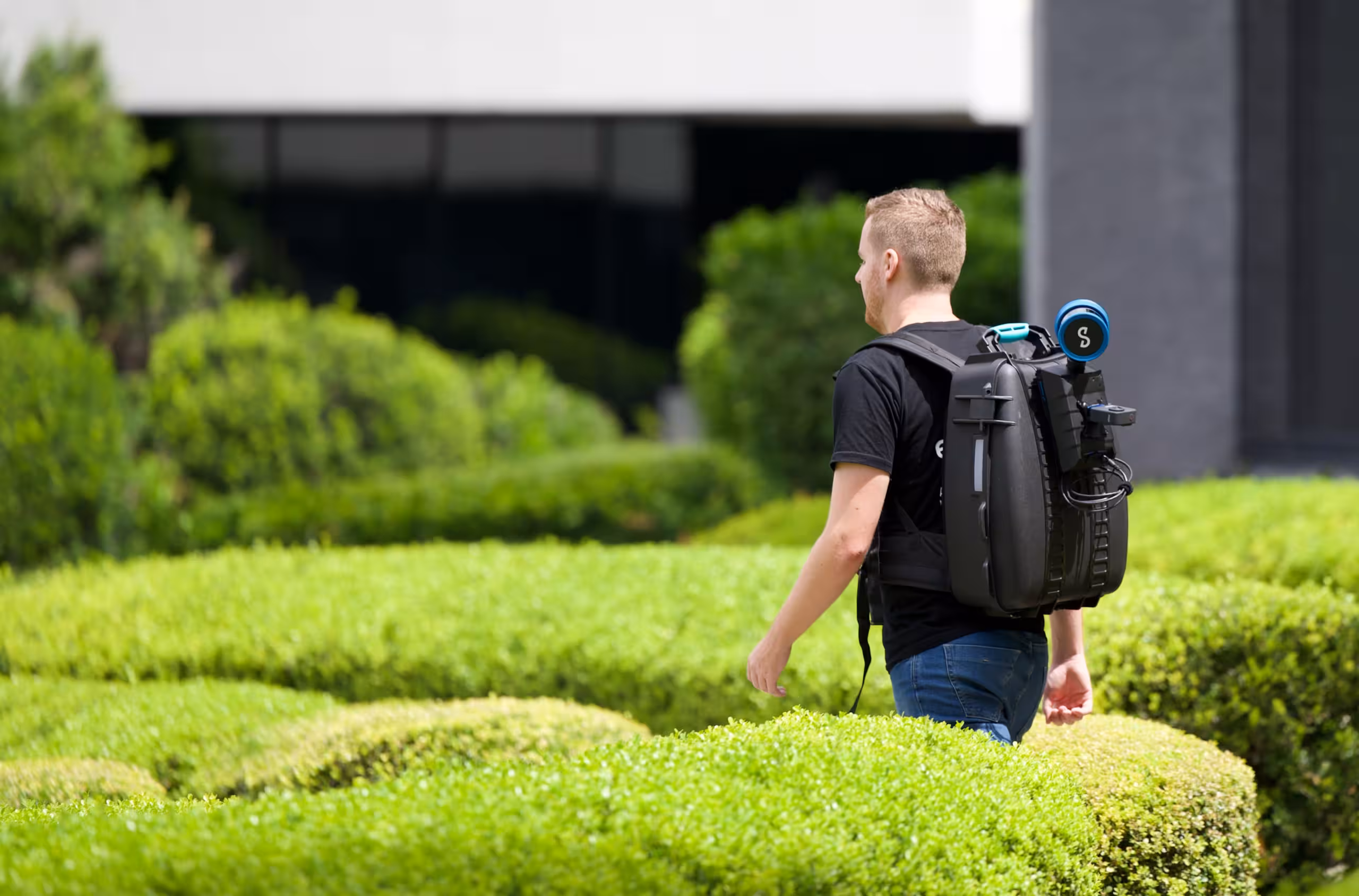 الصورة الرئيسية